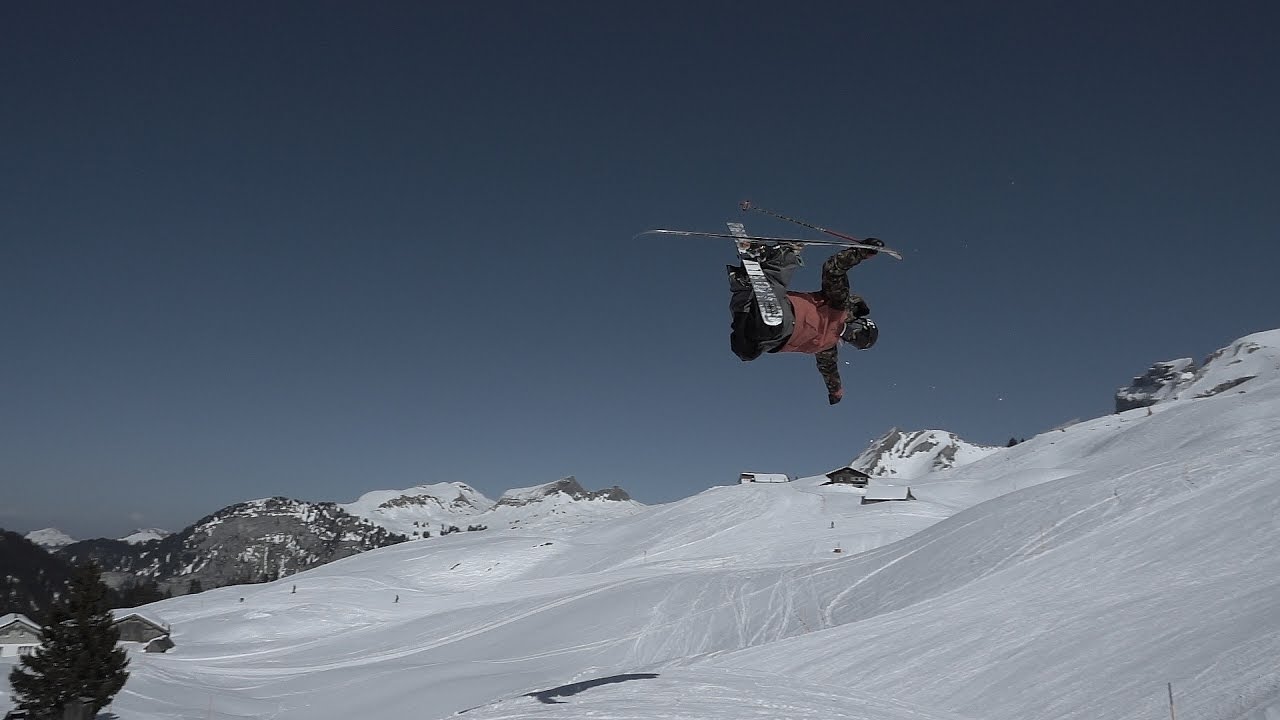 MegeMO - A Slow Motion Freeskie Movie [Sony RX100 IV Test]