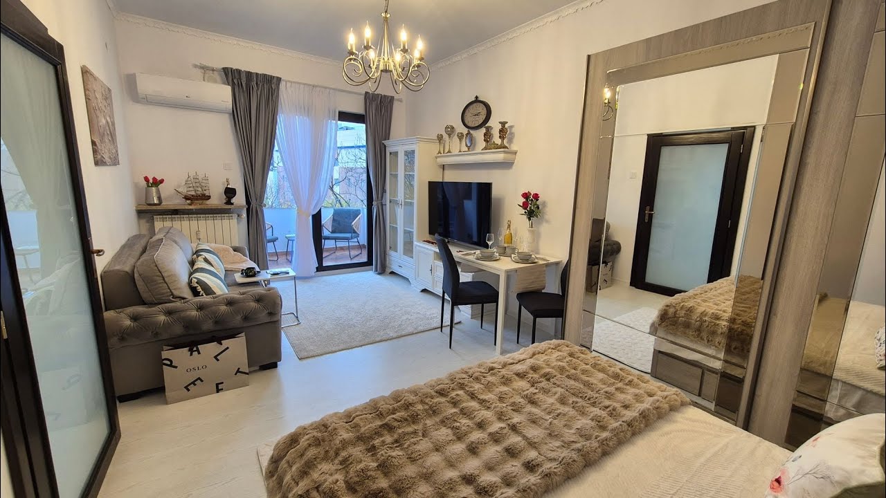 Garsonieră Eleganta 34,31 mp + boxa 3,07 mp - Magheru - Romana - pret 99.500 euro