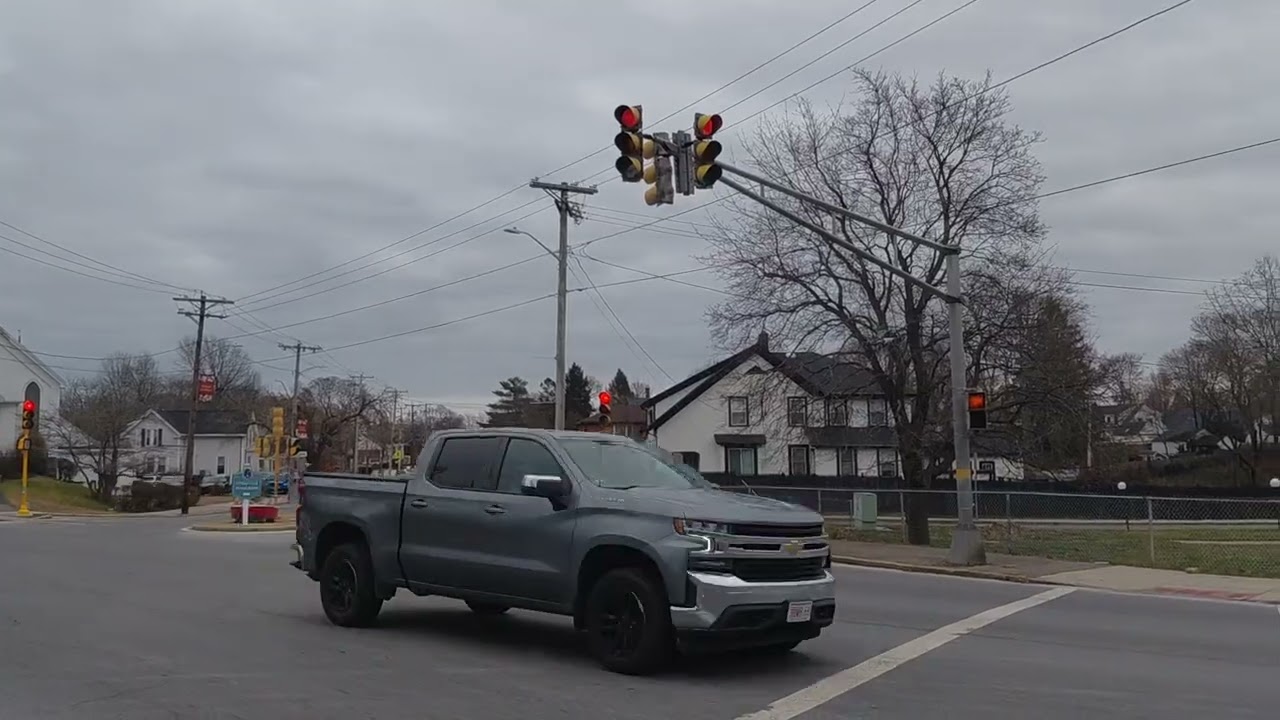 Old Lfe Traffic Signals & Very Old Worded LFE Pedestrian Signal (Bridge Street & Sea Street)