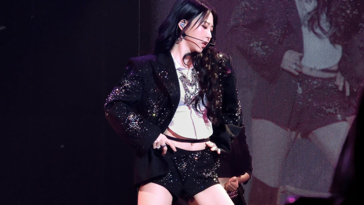 [4K] 260118 문별 - 머리에서 발끝까지 (Shutdown) + DRIP @ [MUSEUM : village of eternal glow]: 도쿄 D2