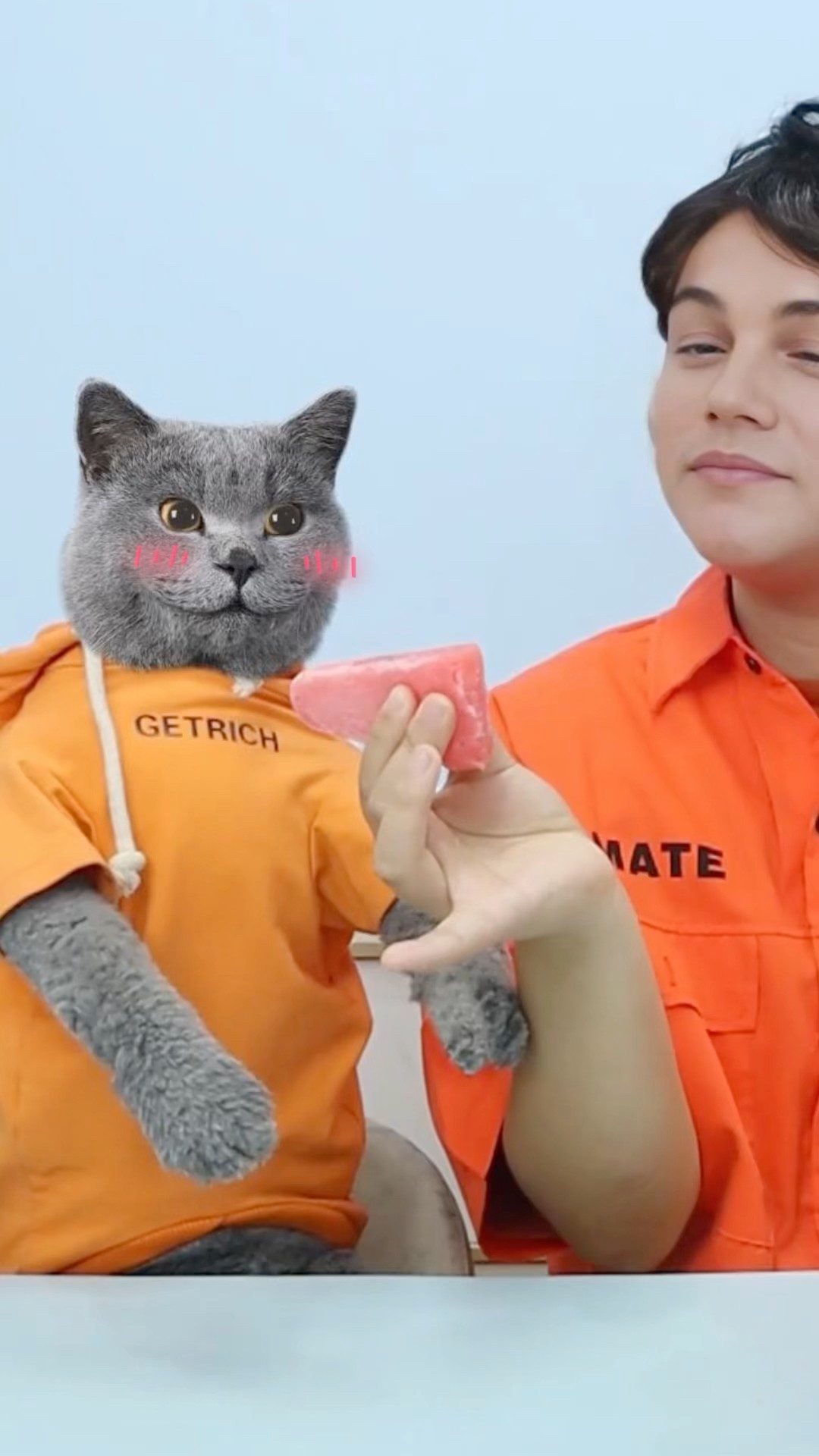 Real Friend VS Fake Friend: How Do You Eat Ice Cream?? ? #funnycat #catmemes #trending