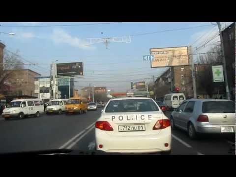 Video: Իլզե Լիեպան նստեց ճանապարհային ոստիկանության մեքենան