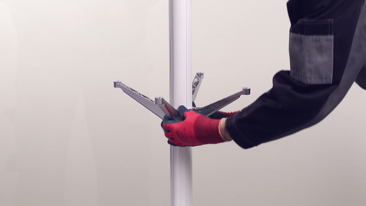 Bordplate på grenstav - installasjon | Schneider Electric