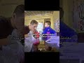 معاملتك لطفلك تعود إليك إما حبا يملأ قلبك أو ابن اطفال عائلة معاملة الحياة   تمثيل
