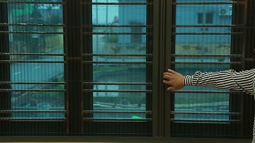 video kết hợp cửa lưới chống muỗi và rèm cầu vồng