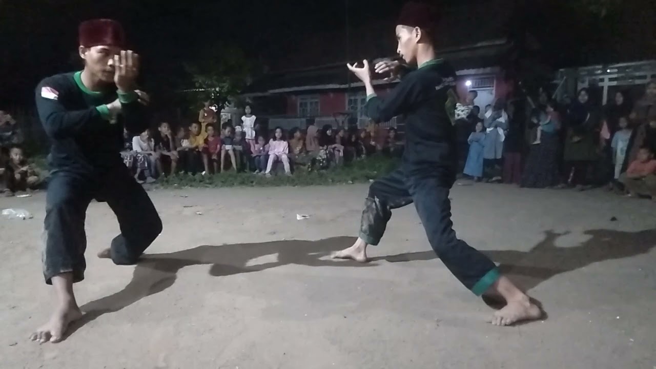 perebutan gadis desa antar jawara padepokan pencak silat Asem Gentong terumbu Banten