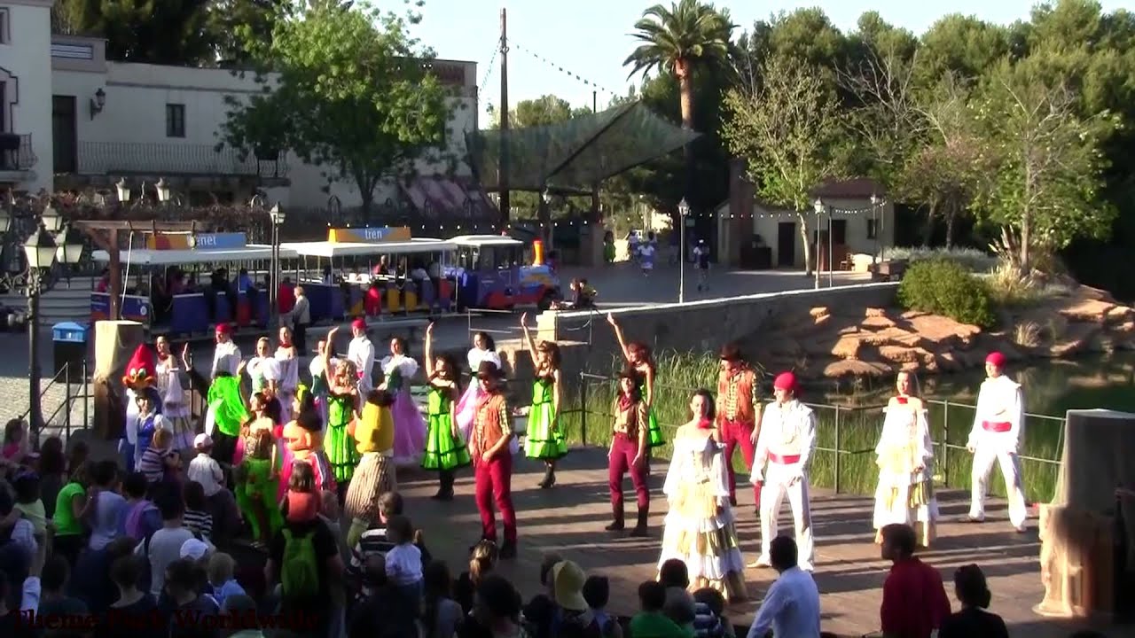 Sesamo Parade 2013 - PortAventura