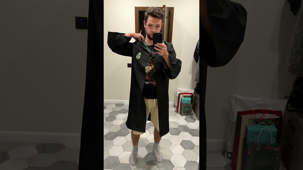 До конца, молю 😁 Кстати, все части посмотрели? 🪄 