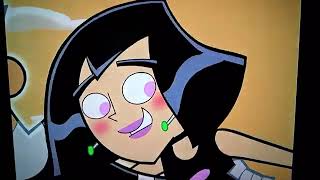 Danny Phantom and Sam Manson flying together 💜