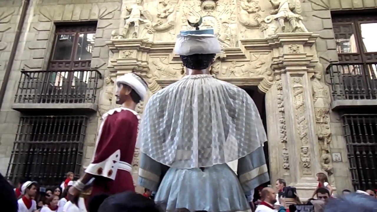 Gigantes de Pamplona - Resumen 1 (de la salida del 12 de julio)