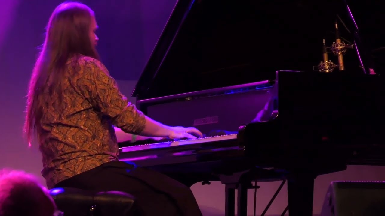 Marius Leicht with "Die Reise der Örmimi" - live @ ArtRock Festival X 2022