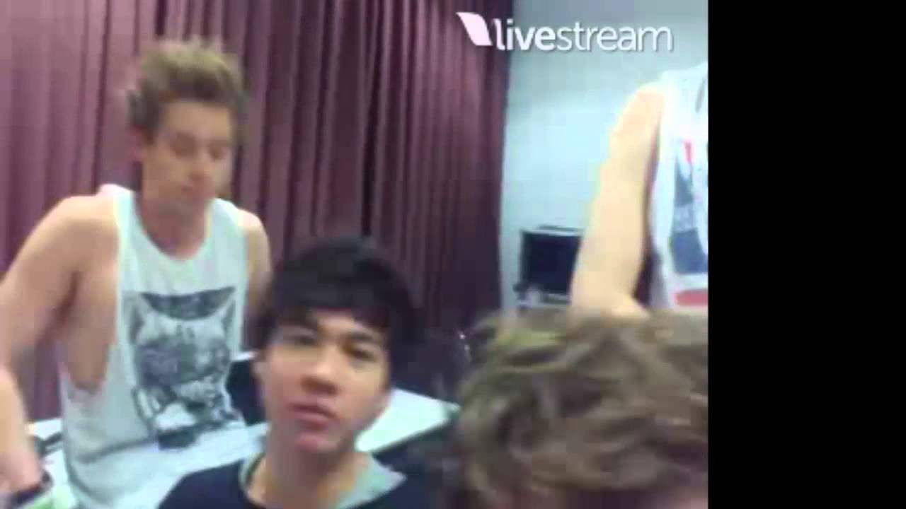 5SOS Livestream (October 2013)