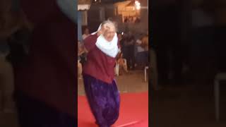 Yürübe Nenem Hint Dansı Böyle Oynanır