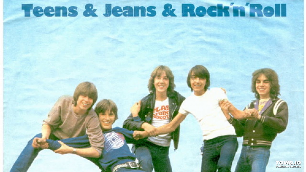 Teens In Jeans Pics