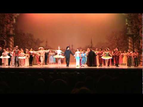 Goh Ballet 芭蕾舞天鹅湖 谢幕