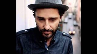 730 días  - Jorge Drexler chords