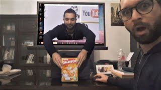 خدعة اخراج اليد من شاشة الحاسوب - Zach King Style screenshot 5