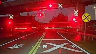 Train Stops & Blocks Railroad Crossing for 5 Minutes
