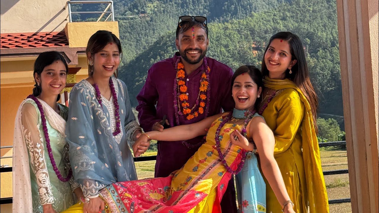 मेरो प्यारी बैनिहरुसगको २०८२को भाईटिका  । सबैको समय शुभ रहोस्। HappyTihar2082 