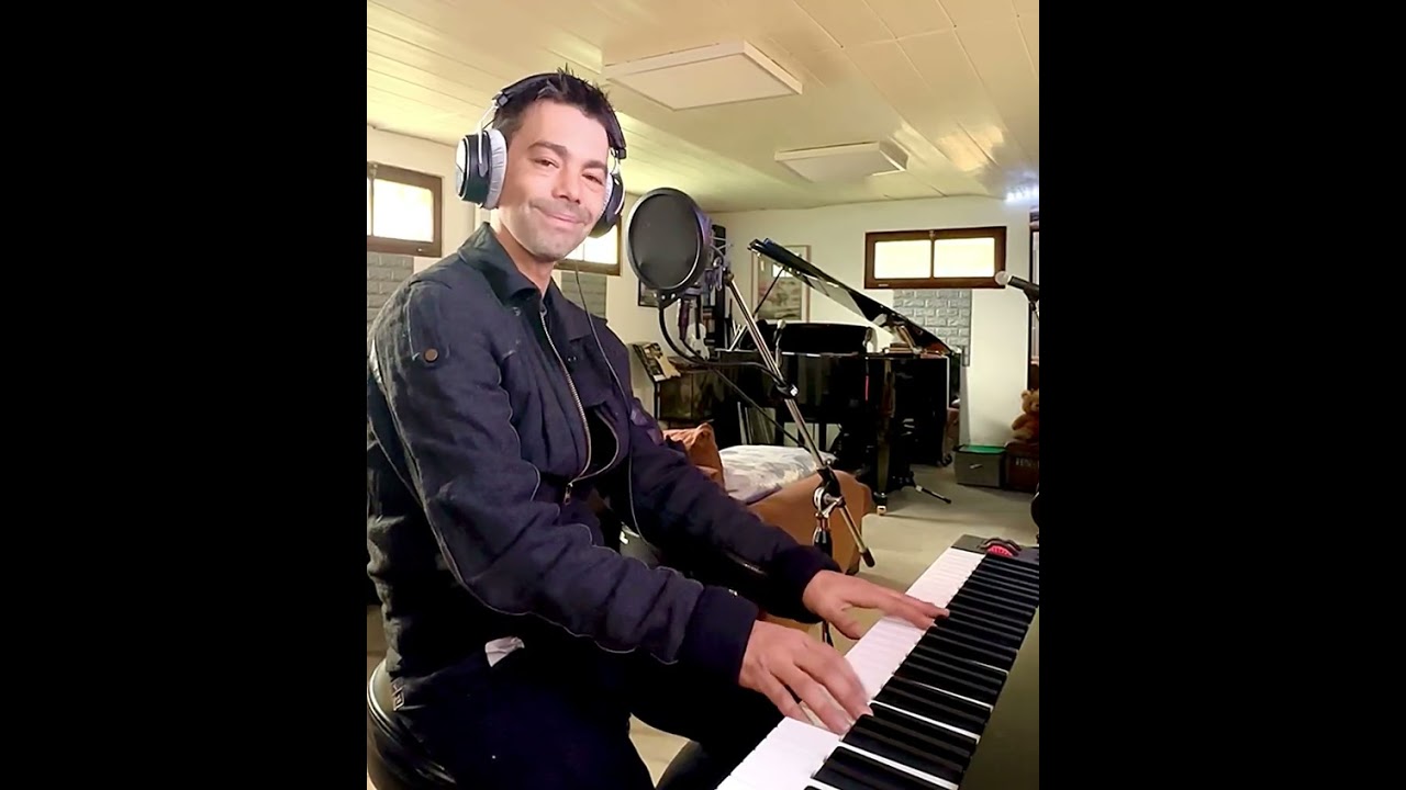 Je l’aime à mourir de Francis Cabrel. Romain Cortese en live piano voix. 