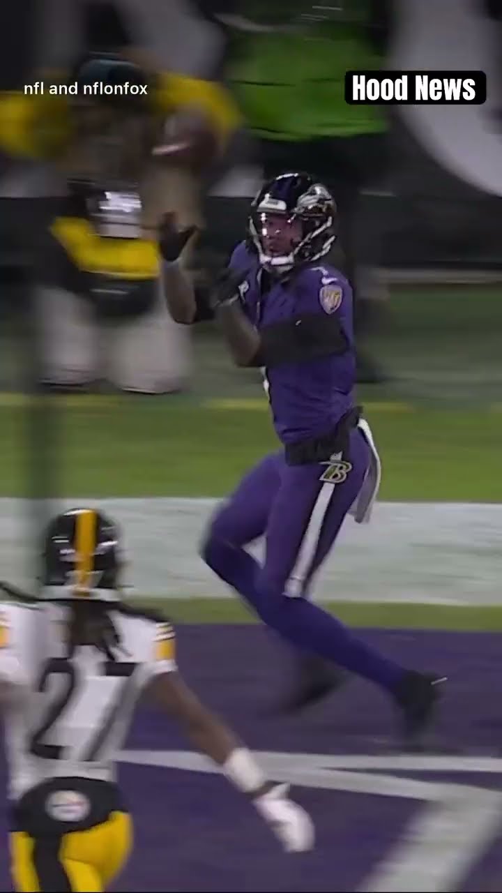 It is caught #hoodnews #ravens #lamarjackson #rashodbateman #steelers #football #omg #touchdown #how