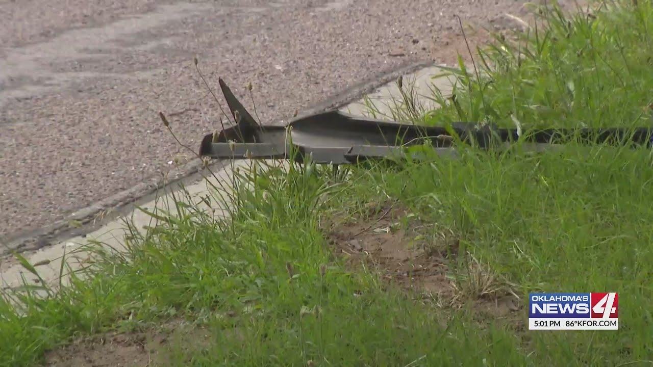 One killed, 2 hurt after street racing crash - YouTube