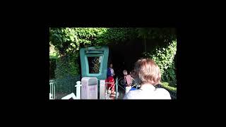 Disneyland Paris Alices Curious Labyrinth Disability Access