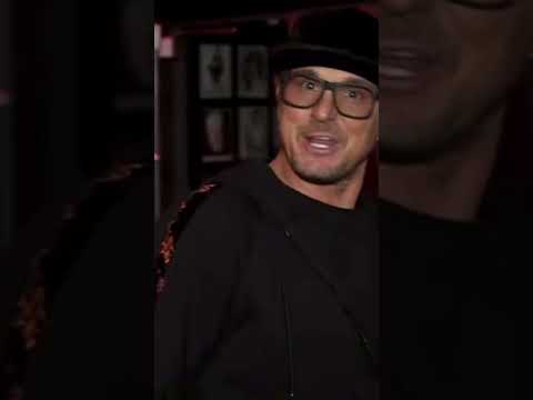 Video: Zak Bagans Bersih