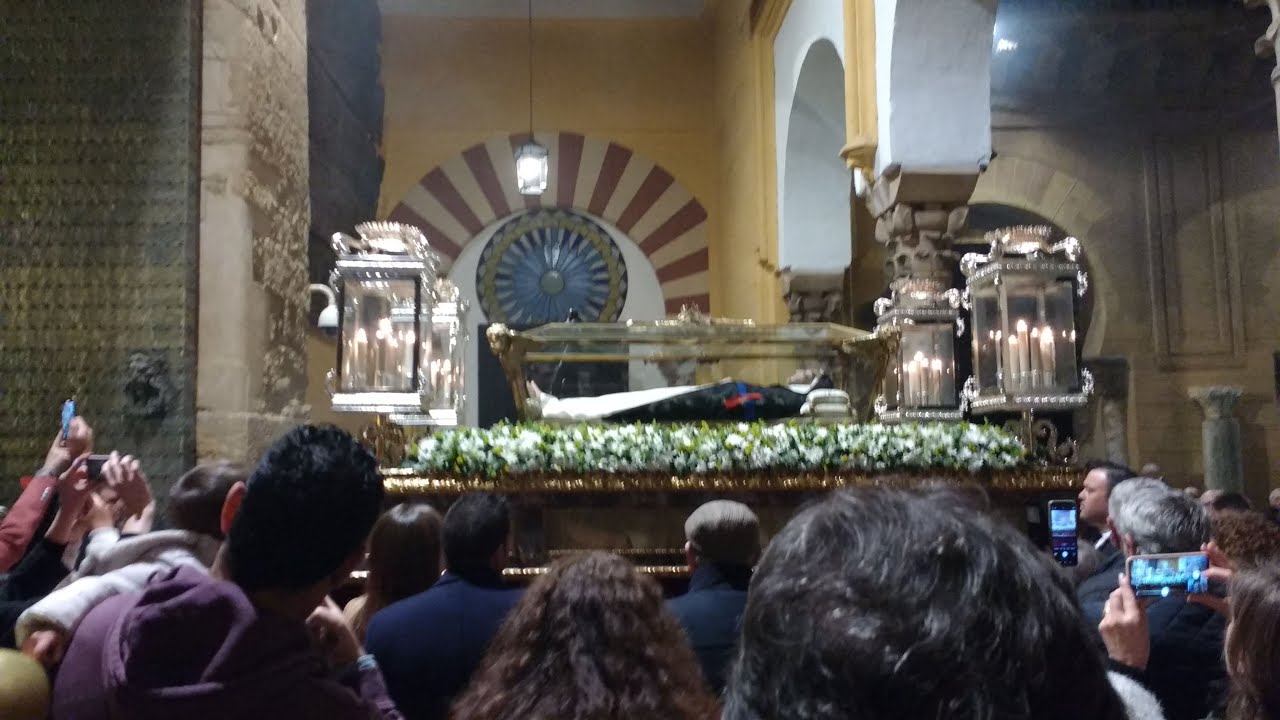 Procesión extraordinaria del cuerpo incorrupto de San Juan Bautista de la Concepción. Córdoba, 2025.