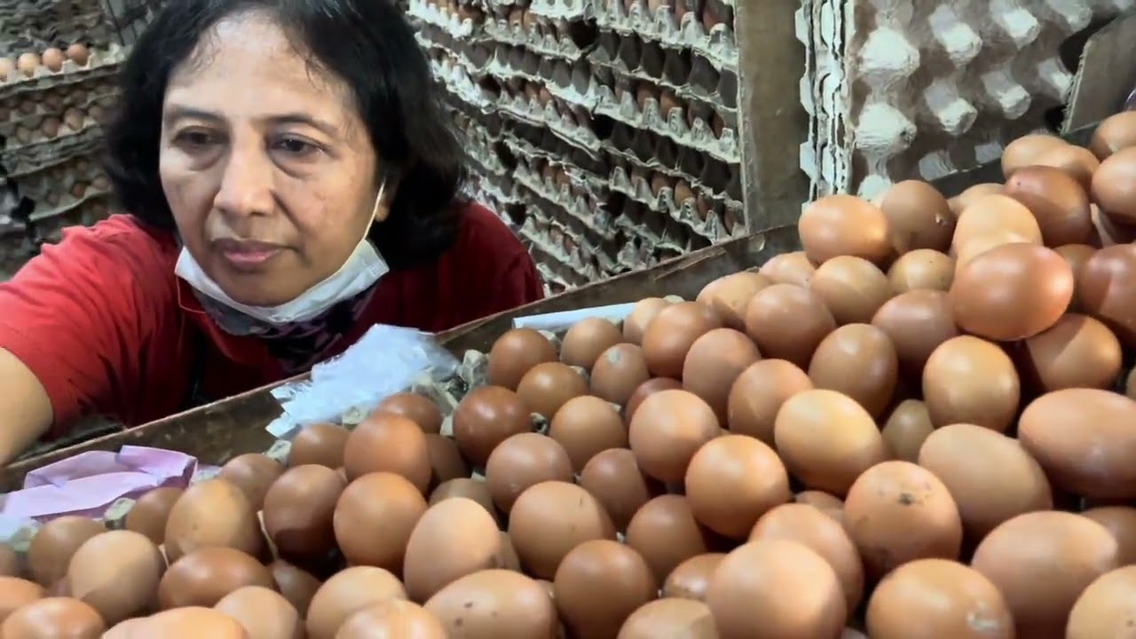 No cut/No edit,belanja kepasar kuta udah sore, sebagian penjual udah tutup !!! 