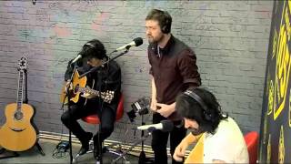 Video thumbnail of "Kasabian Stevie Acoustic Radio105"