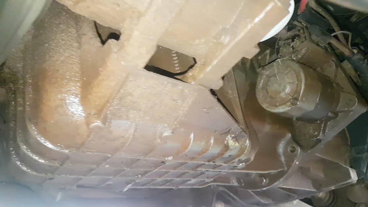 Troca da junta do cárter do Fiesta Zetec rocam 1.0 8v - Part 1