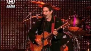 Yoav - Beautiful Lie (live)