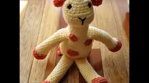 Learn to Make a Cute Crochet Amigurumi Giraffe - Perfect for Gift Ideas!