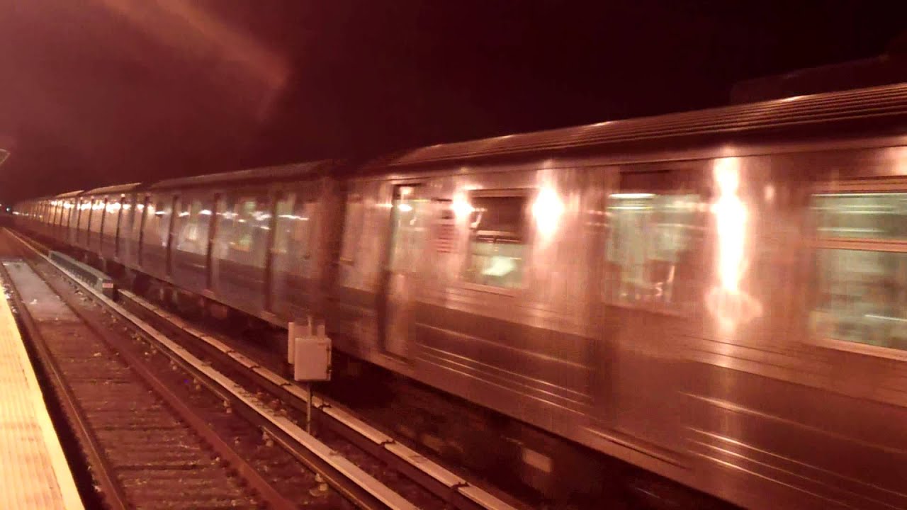 BMT Brighton Line: Manhattan-bound R68A B Express Train@Avenue J - YouTube