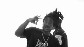 Driew- Love Me 4 Me Ft. Mozzy (Official Music Video) Driew- Love Me 4 Me Ft. Mozzy (Official Music Video)