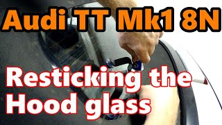 Audi TT Mk1 - Repairing and resticking the Soft top glass screenshot 3