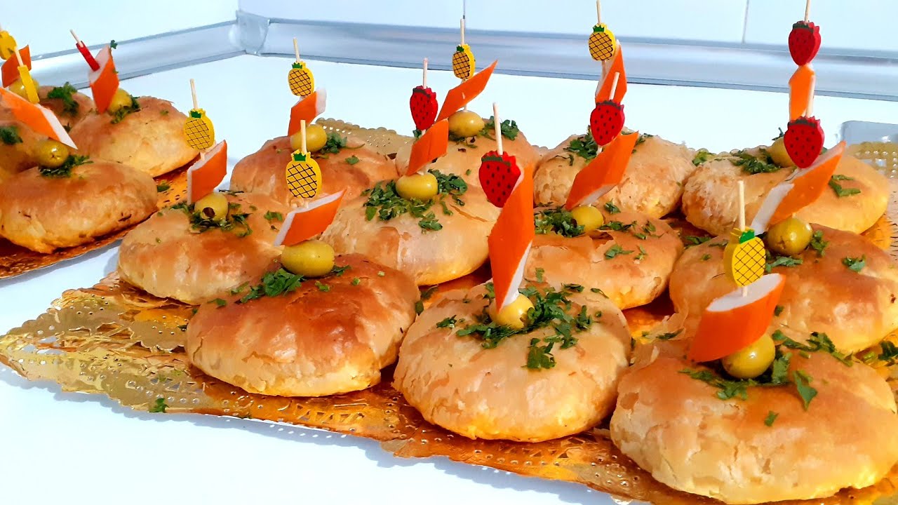 طلبية اليوم ‼ديال ناس الدواقة 👌بسيطلات بالحوت بعجينة المسمن تحلفي عليهم بورقة الفيلو😋 دكر ثمن البيع