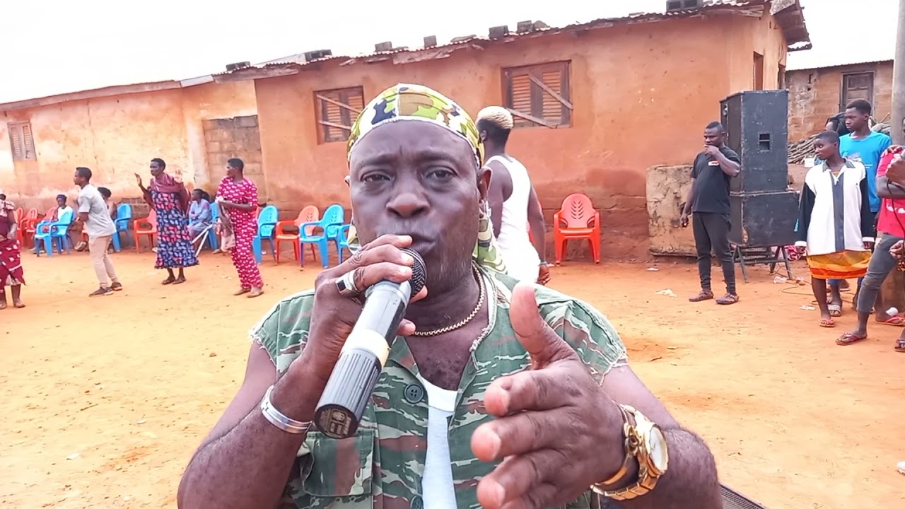 KOBEHI BAZO A BRIHI / BAYOTA