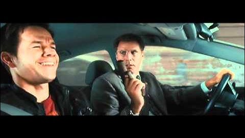 映画『アザー・ガイズ 俺たち踊るハイパー刑事！』予告編