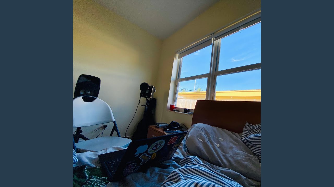 在 YouTube 上观看 A la Música (feat. Akela) 在 YouTube 上观看 A la Música (feat. Akela)