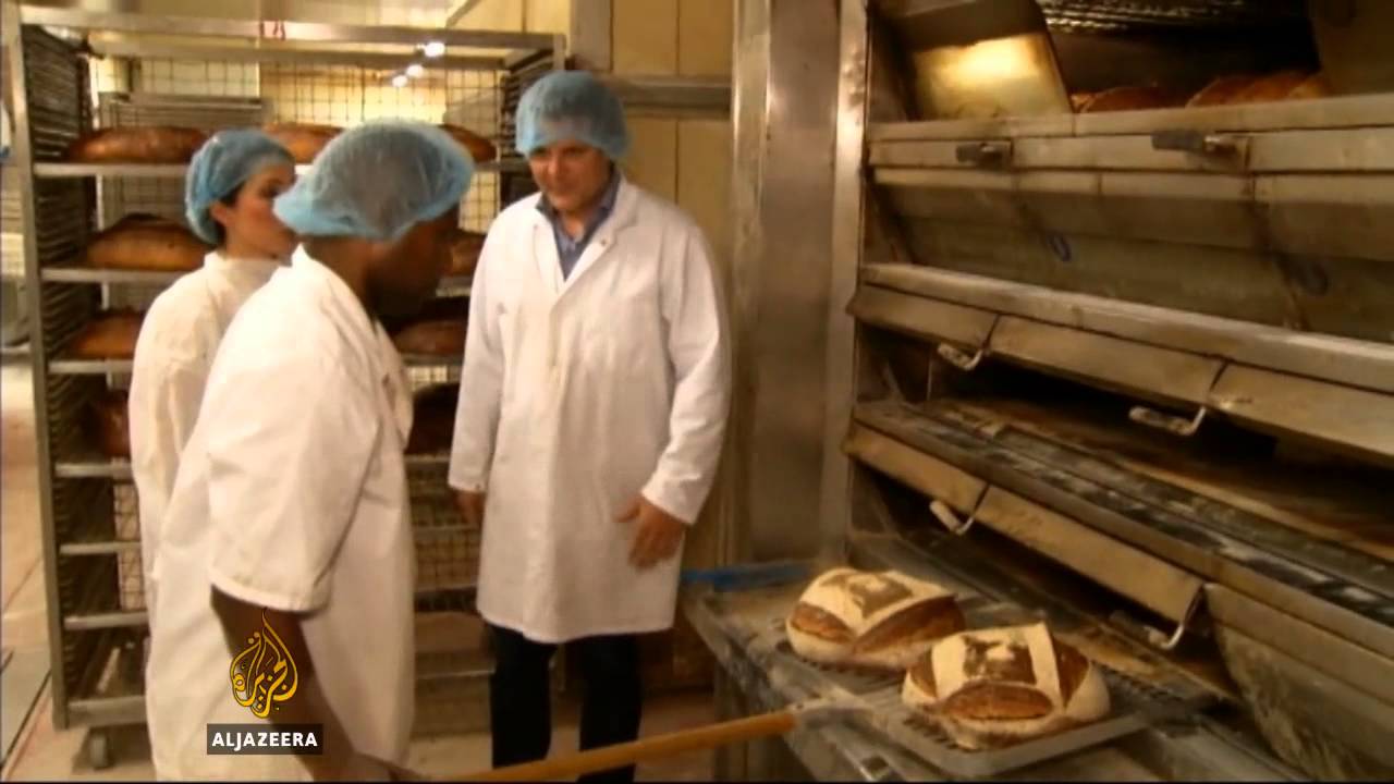 مصرفي في مياه الخباز - الجزيرة البلقان