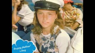 Aura Cristina Happy Mothers Day