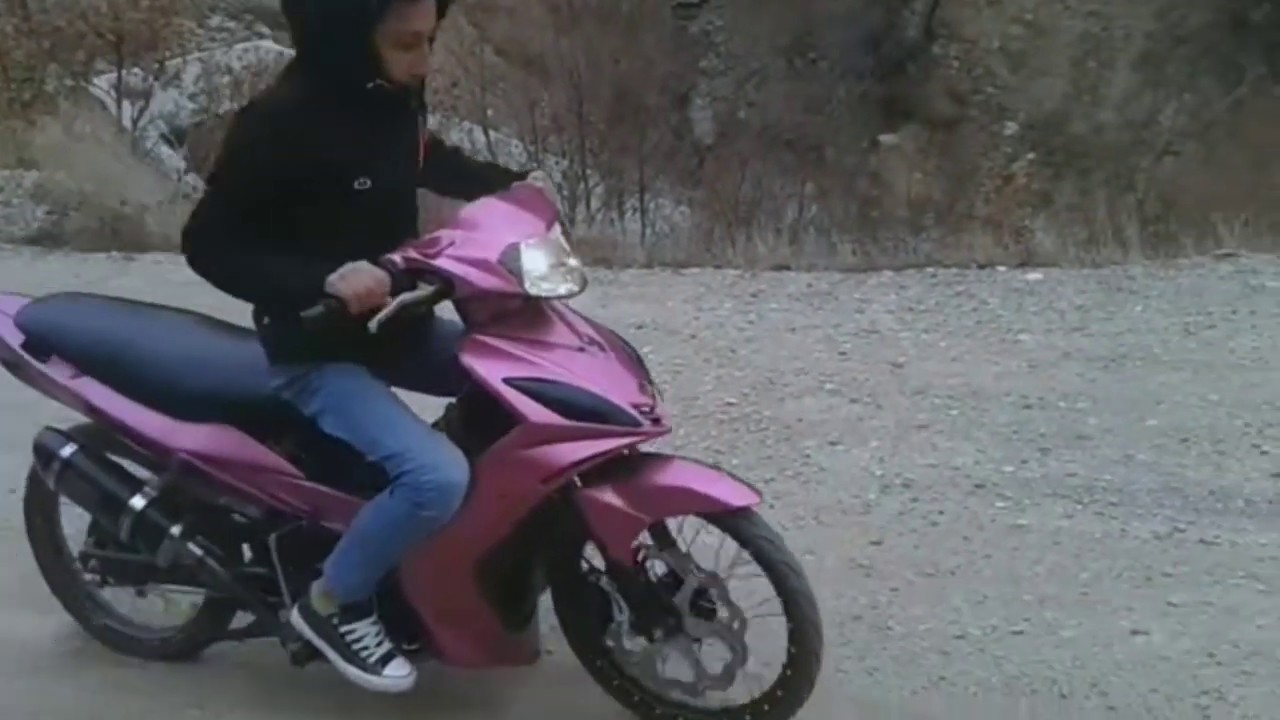 Yamaha crypton x 135 - YouTube