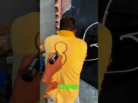 Играют в сломанный телефон 🤣