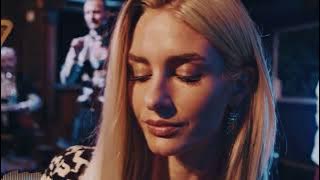 Funky Fusion Jazz Slap Bass, Smooth Sax & Electric Piano Grooves