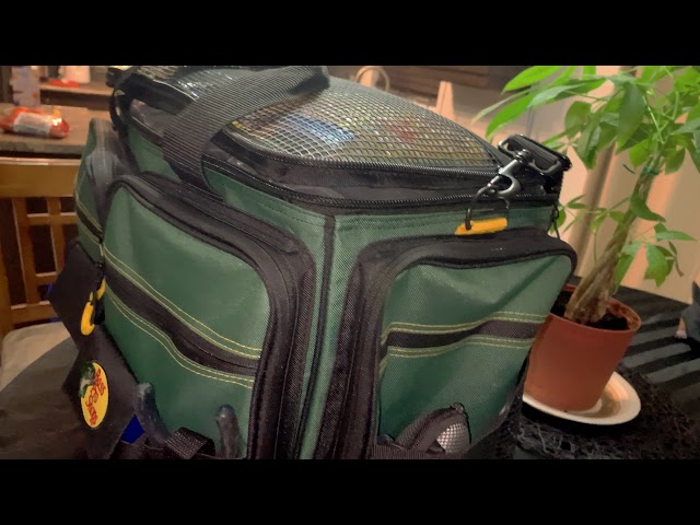 Review / Unboxing of the BassPro MAGNUM Advance Angler tackle bag