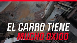 Eliminando el oxido de abajo del carro