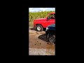 FORD F100 sacando HILUX 4X4