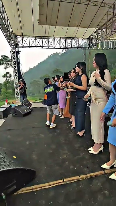 DIFARINA INDRA OM ADELLA